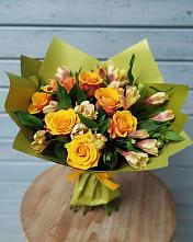 Букет цветов из:  Альстромерии и Розы в Новомихайловском