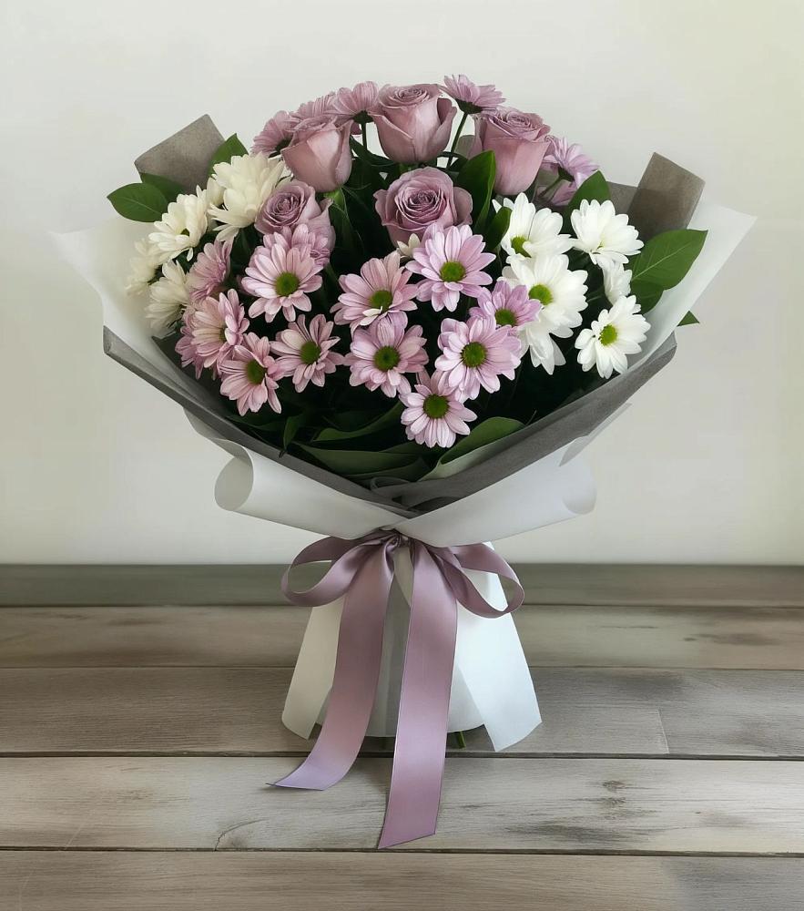 Букет цветов из: Хризантемы и Розы в Новомихайловском