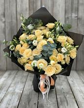 Букет цветов из:  Розы и Лизиантусы #REPLACE_PRED# Новомихайловском