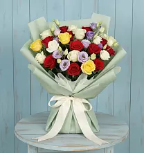 Букет цветов из:  Розы в Новомихайловском