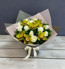 Букет цветов из:  Орхидеи и Розы в Новомихайловском