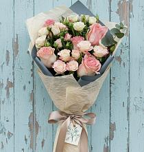 Букет цветов из:  Розы в Новомихайловском