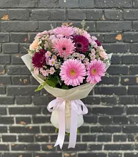 Букет цветов из:  Герберы и Хризантемы в Новомихайловском